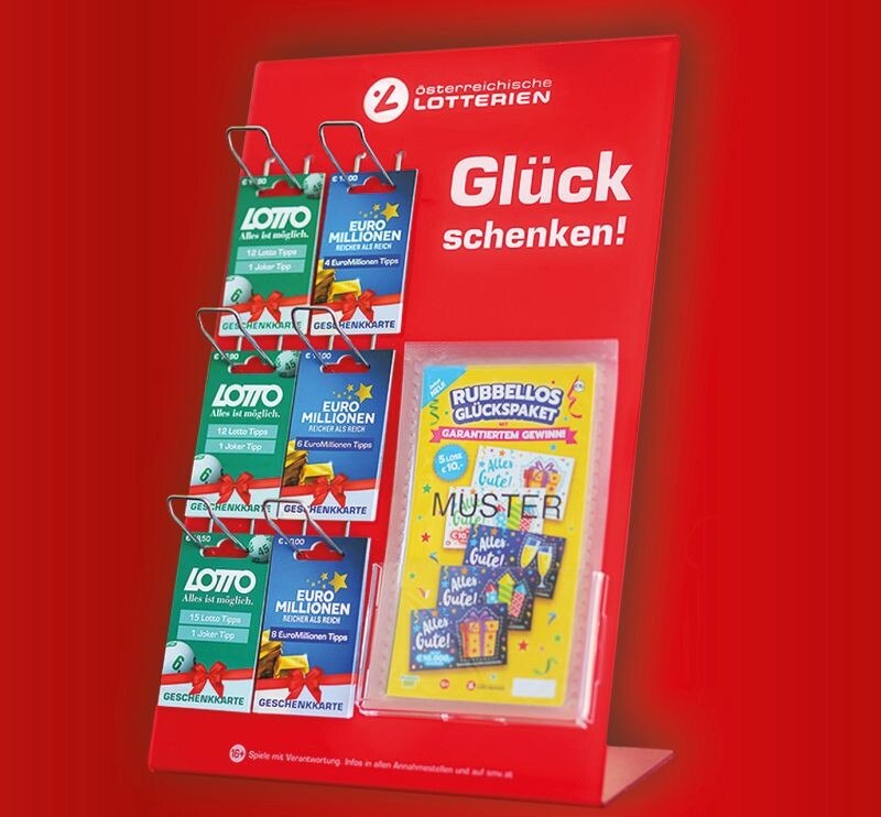 Auf dem Display finden sich in der Trafik einlösbare Geschenkkarten für Quicktipps von Lotto, LottoPlus, Joker und EuroMillionen sowie Packungen der Rubbellos-Serie 